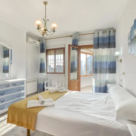 Garrofer - Plusholidays Вилла